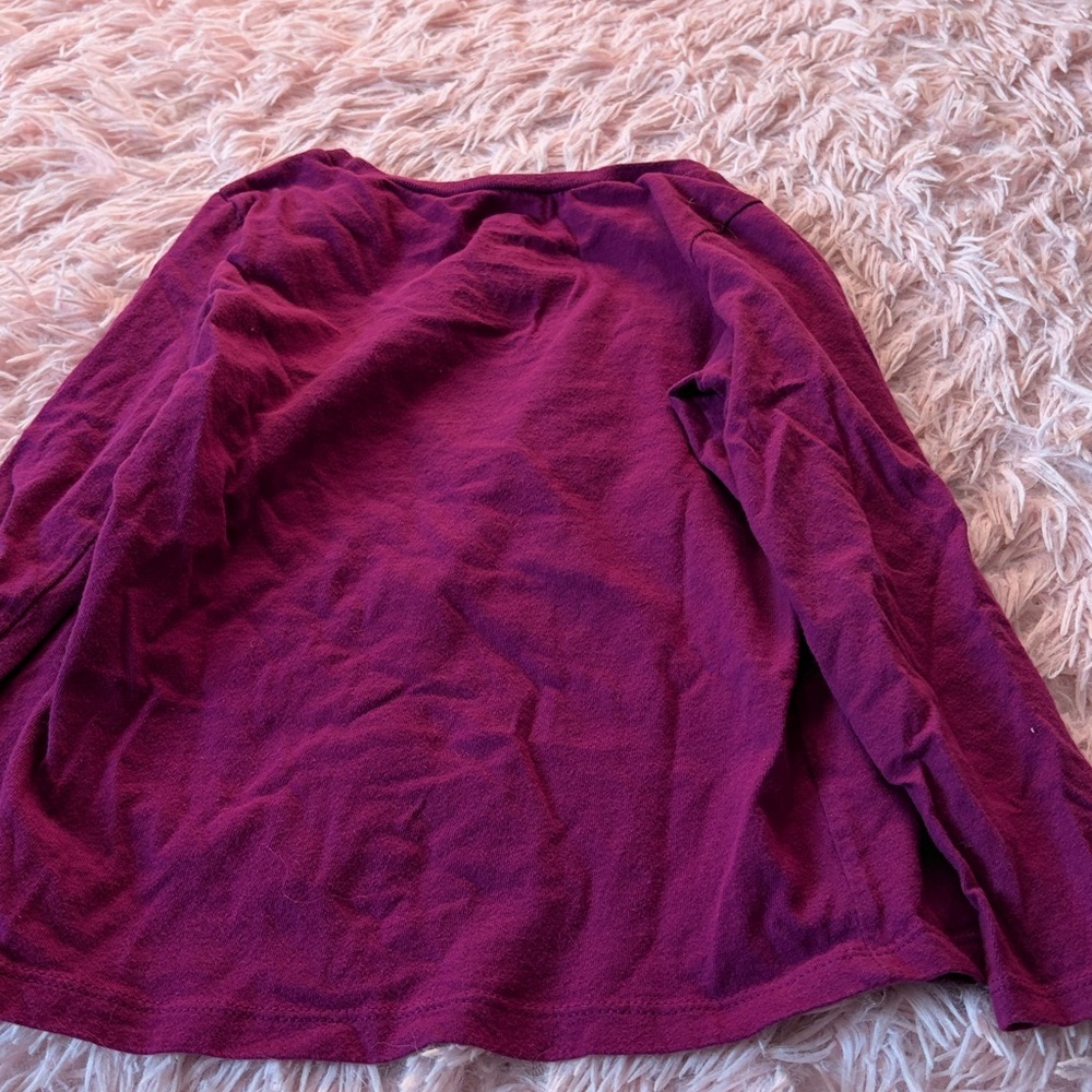 Bundle of long sleeve tees - Picture 9 of 14